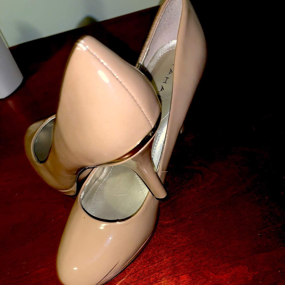 Sexy nude heels
